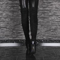 Sexy velvet overknee boots with lacing black