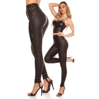 Skinny high-waisted ladies drainpipe trousers leather look black