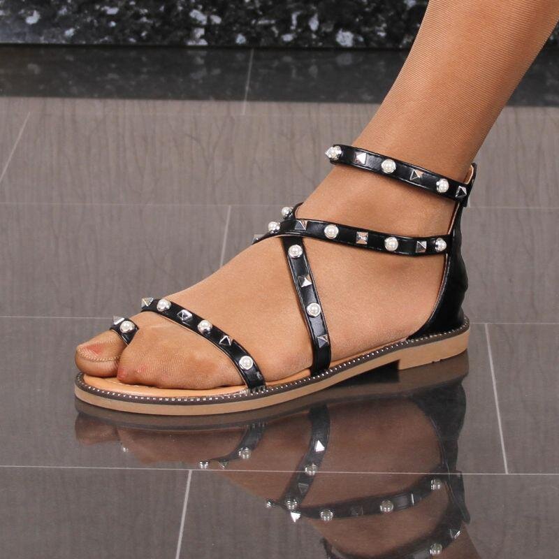 strappy sandals flat
