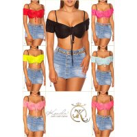 Sexy Latina off-the-shoulder crop top with ribbons fuchsia