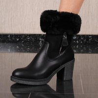 Lined womens winter ankle boots with fake fur edge black