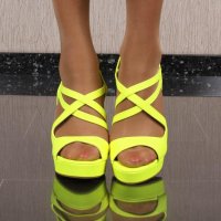 Damen Riemchen-Sandaletten mit Blockabsatz Neon Gelb EUR 39